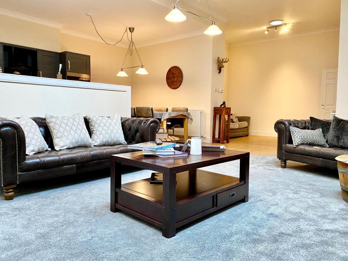 Serviced Accommodation Moray Lesmurdie House, Elgin - Free Parking, Free Wifi Kültér fotó